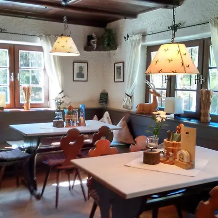 Gasthof Schwaigeralm *